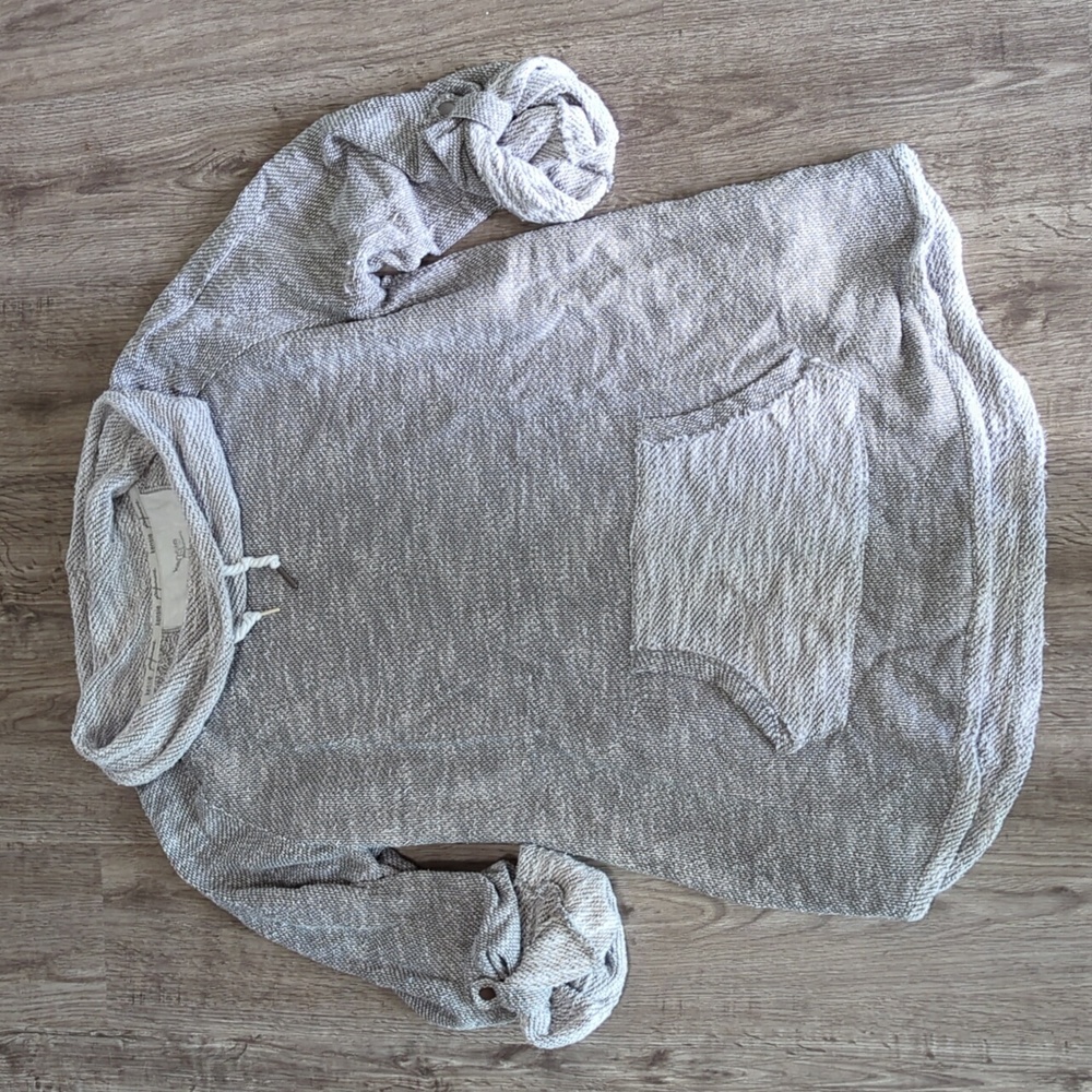 Grey and White 3/4 Sleeve Cowl Neck Sweater w/Pocket - Kensie Performance - L